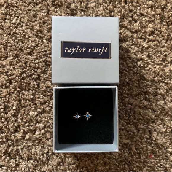 NEW Taylor Swift Arcade Ring Evermore - Picture 5 of 7